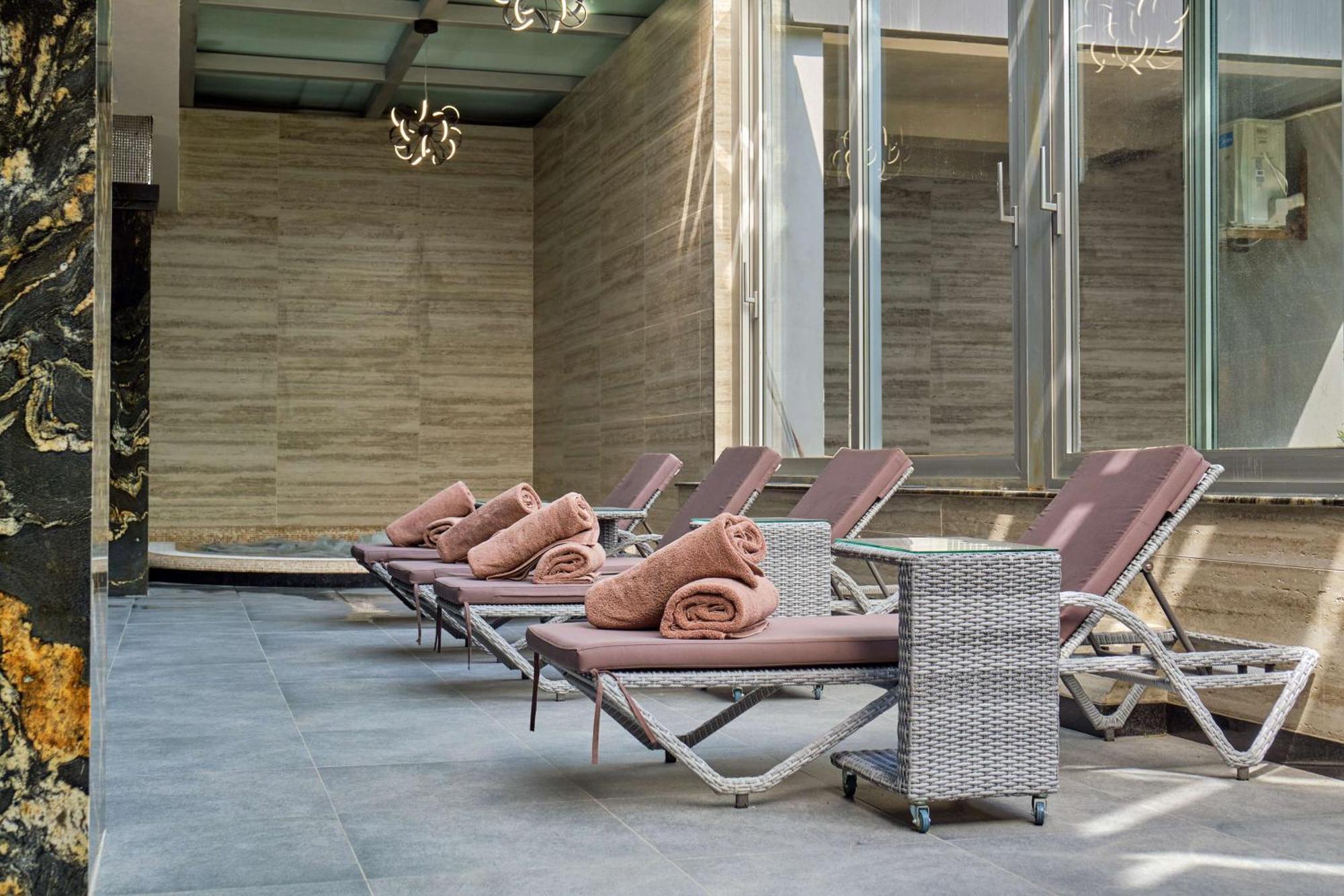 Panarams Tashkent Hotel, A Member Of Radisson Individuals ภายนอก รูปภาพ