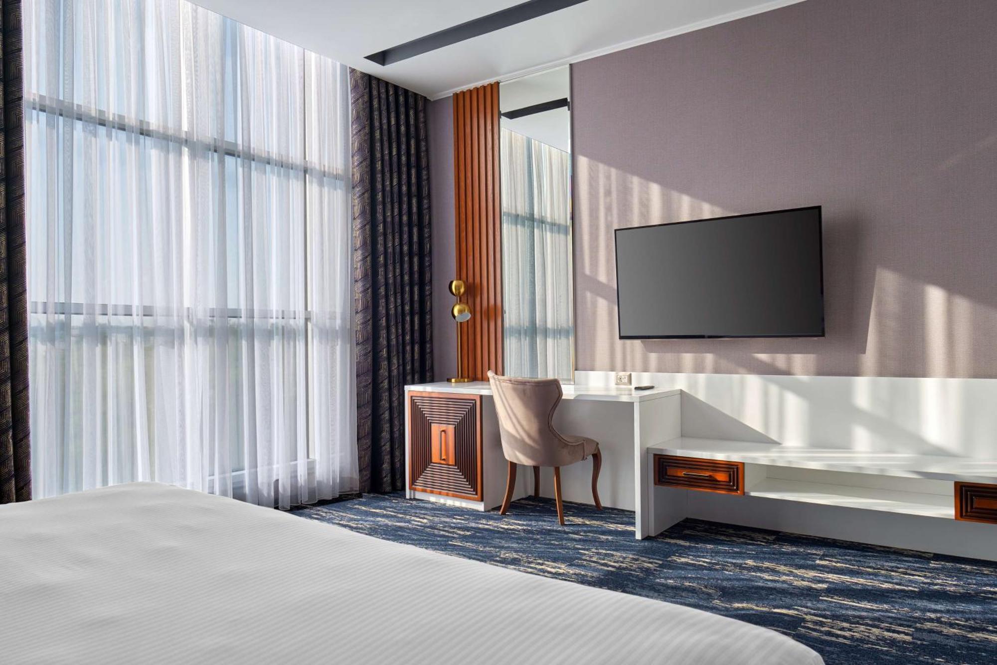 Panarams Tashkent Hotel, A Member Of Radisson Individuals ภายนอก รูปภาพ
