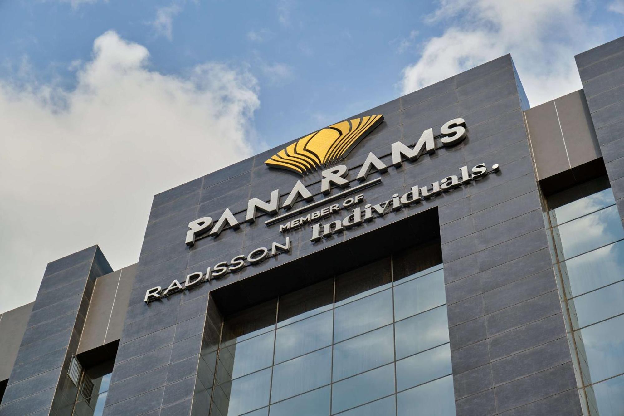 Panarams Tashkent Hotel, A Member Of Radisson Individuals ภายนอก รูปภาพ